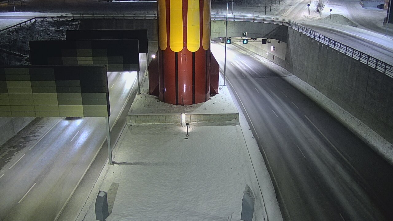 Weather Camera Image Road 12 Tampere, Rantatunneli boom west, Tampere, Pirkanmaa