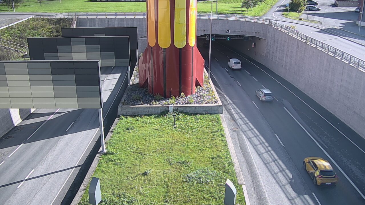 Weather Camera Image Väg 12 Tammerfors, Rantatunneli bom väst, Tampere, Pirkanmaa