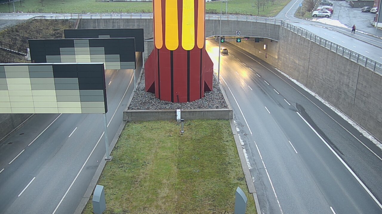 Weather Camera Image Road 12 Tampere, Rantatunneli boom west, Tampere, Pirkanmaa