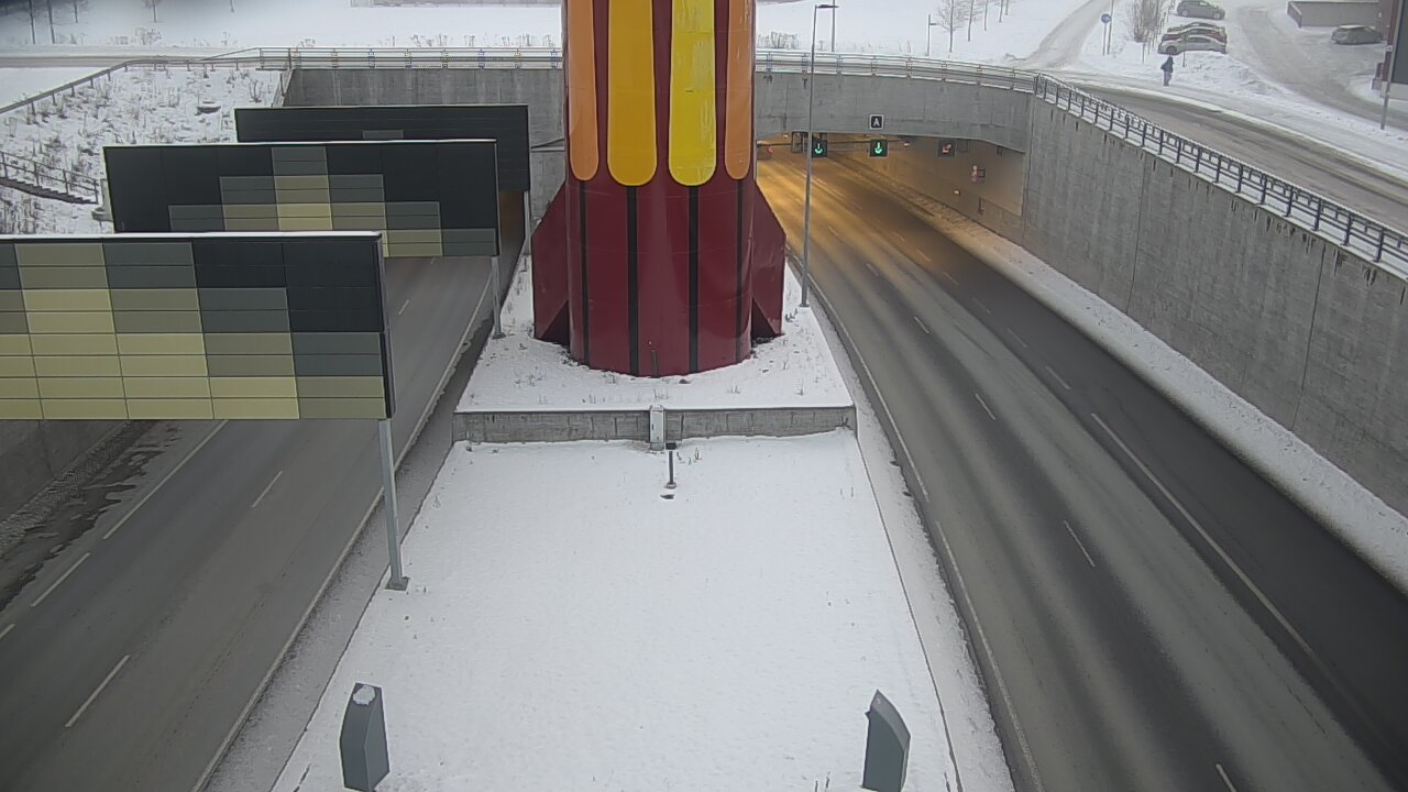 Weather Camera Image Road 12 Tampere, Rantatunneli boom west, Tampere, Pirkanmaa