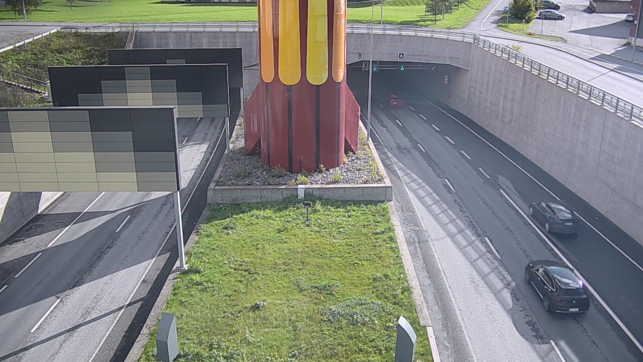 Weather Camera Image Väg 12 Tammerfors, Rantatunneli bom väst, Tampere, Pirkanmaa