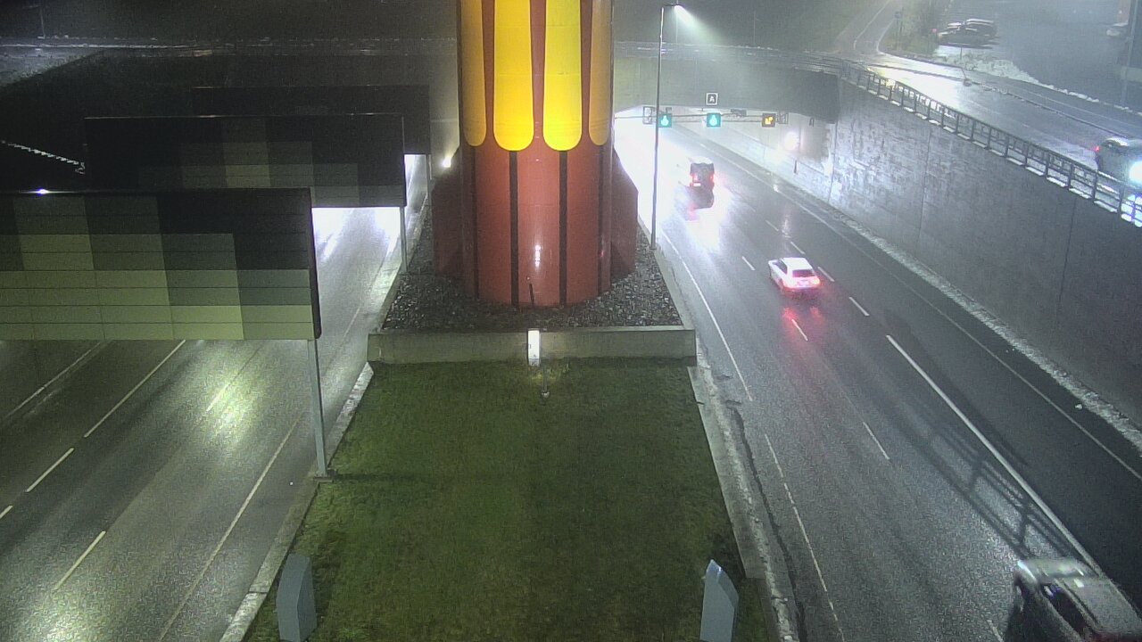 Weather Camera Image Väg 12 Tammerfors, Rantatunneli bom väst, Tampere, Pirkanmaa