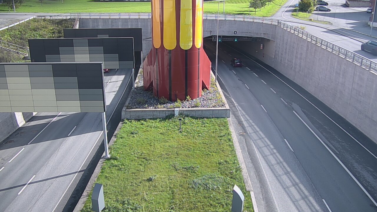 Weather Camera Image Väg 12 Tammerfors, Rantatunneli bom väst, Tampere, Pirkanmaa