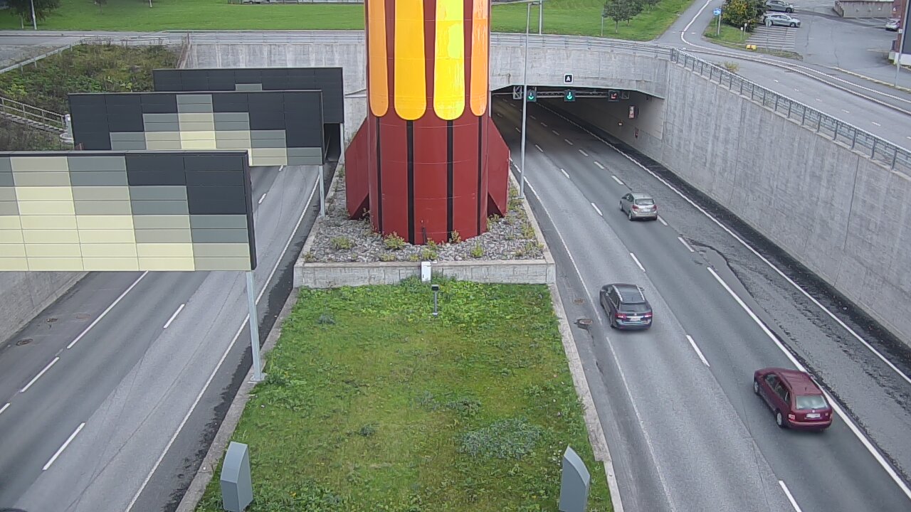 Weather Camera Image Väg 12 Tammerfors, Rantatunneli bom väst, Tampere, Pirkanmaa