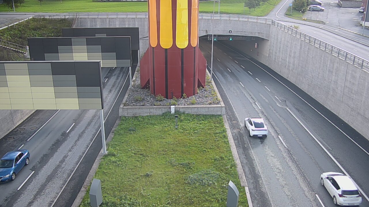 Weather Camera Image Väg 12 Tammerfors, Rantatunneli bom väst, Tampere, Pirkanmaa