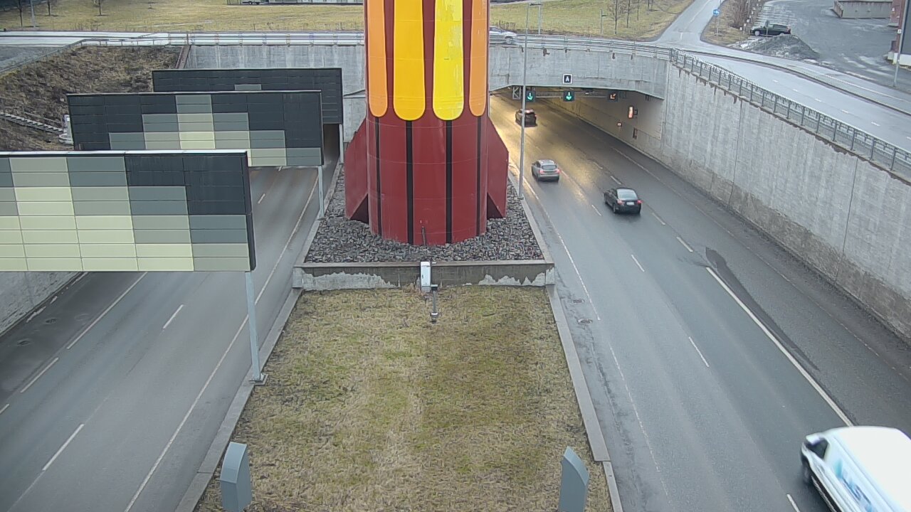 Weather Camera Image Road 12 Tampere, Rantatunneli boom west, Tampere, Pirkanmaa