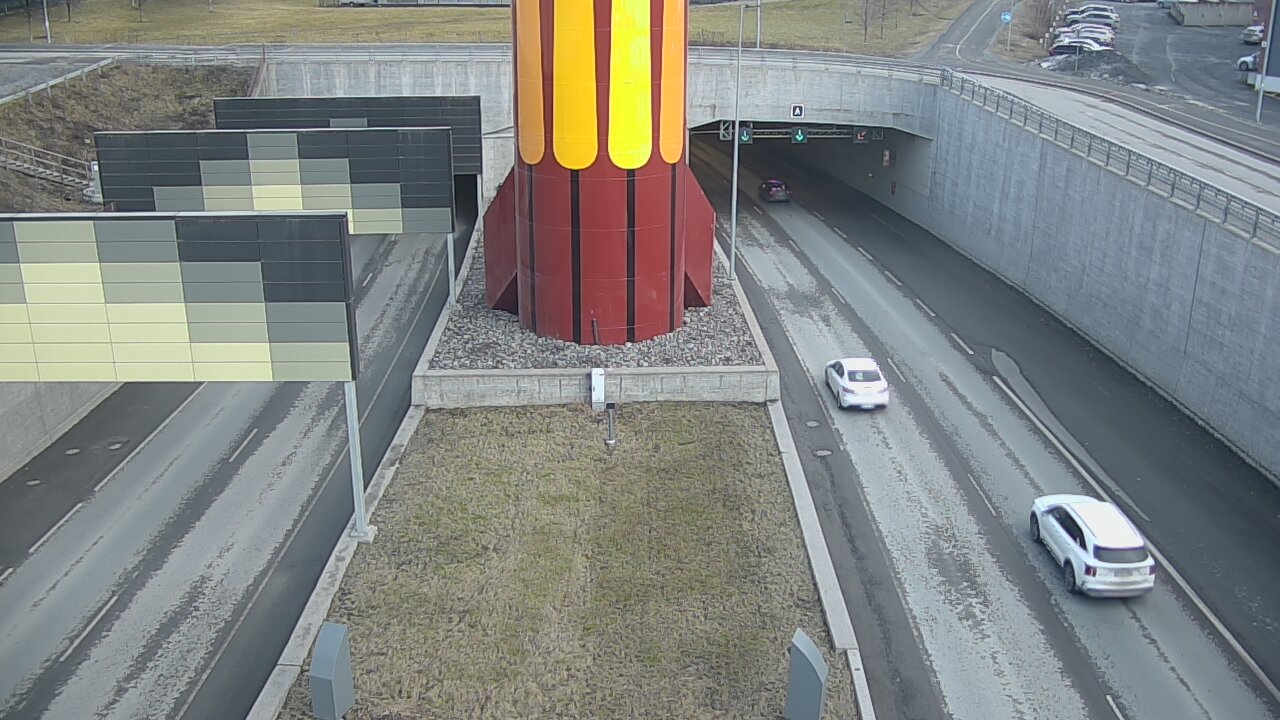 Weather Camera Image Road 12 Tampere, Rantatunneli boom west, Tampere, Pirkanmaa