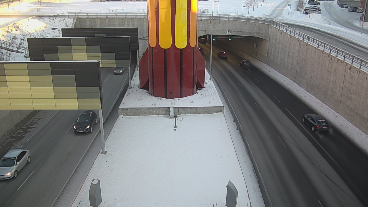 Weather Camera Image Road 12 Tampere, Rantatunneli boom west, Tampere, Pirkanmaa