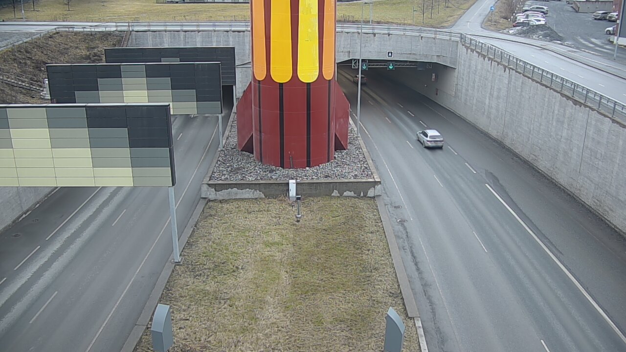 Weather Camera Image Road 12 Tampere, Rantatunneli boom west, Tampere, Pirkanmaa