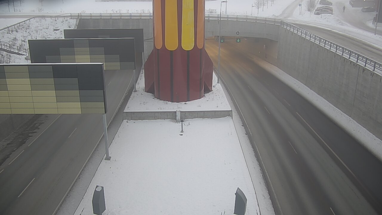 Weather Camera Image Road 12 Tampere, Rantatunneli boom west, Tampere, Pirkanmaa