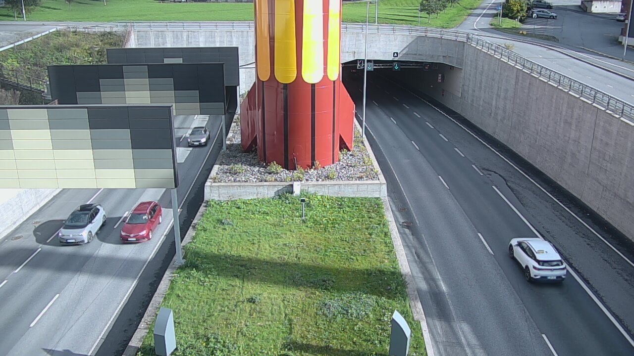 Weather Camera Image Väg 12 Tammerfors, Rantatunneli bom väst, Tampere, Pirkanmaa