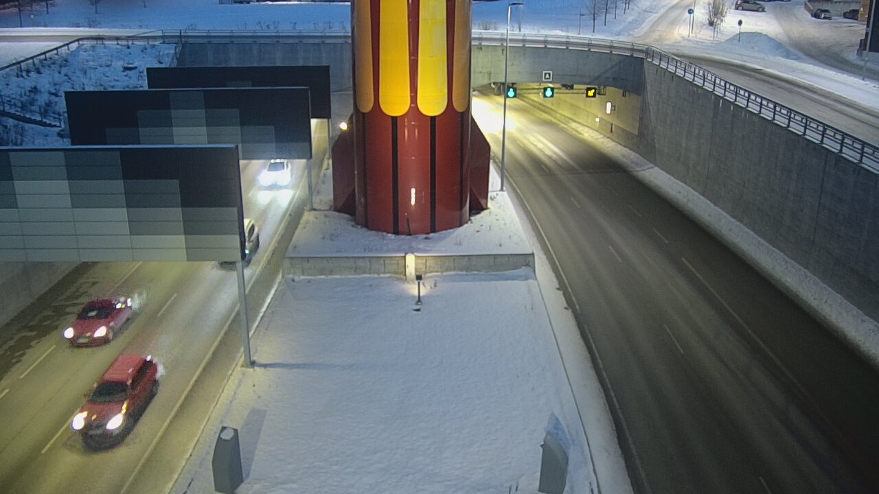 Weather Camera Image Road 12 Tampere, Rantatunneli boom west, Tampere, Pirkanmaa