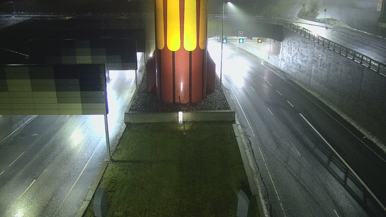 Weather Camera Image Väg 12 Tammerfors, Rantatunneli bom väst, Tampere, Pirkanmaa