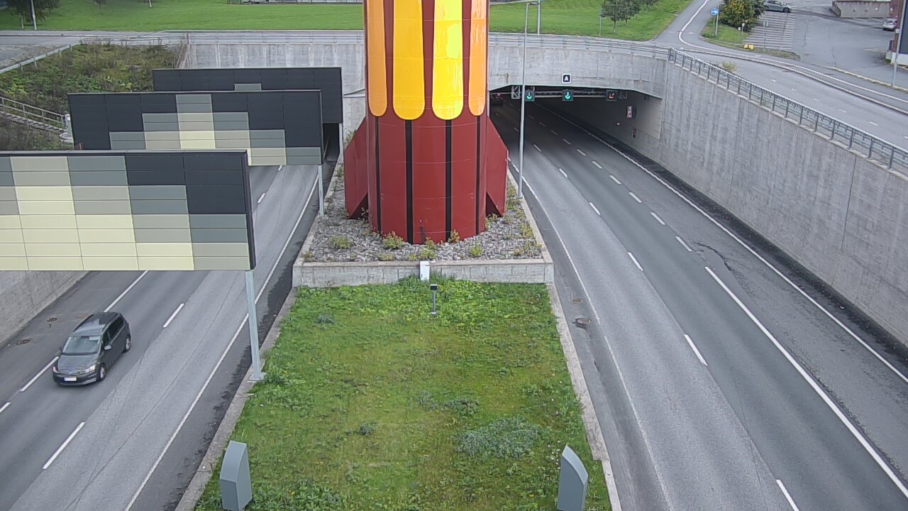 Weather Camera Image Väg 12 Tammerfors, Rantatunneli bom väst, Tampere, Pirkanmaa