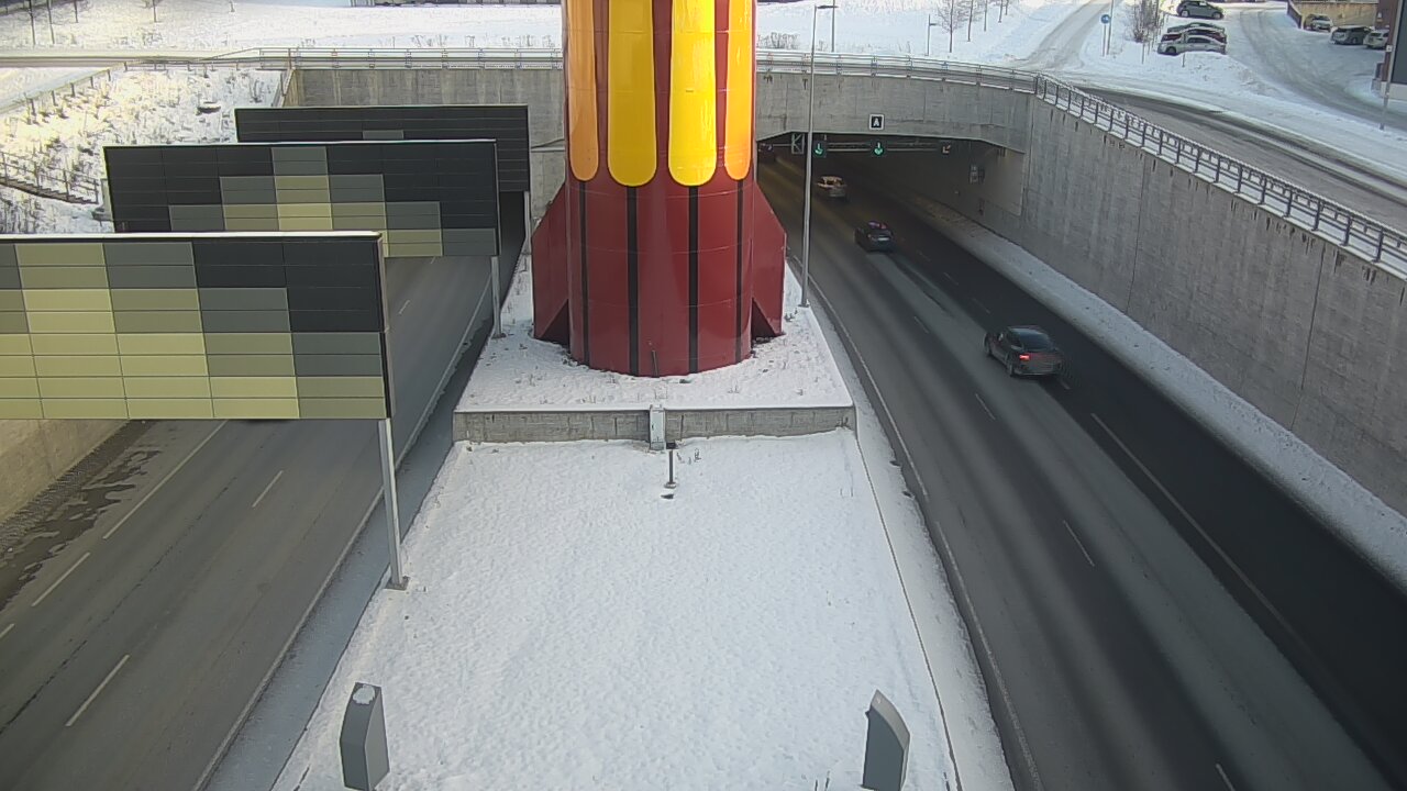 Weather Camera Image Road 12 Tampere, Rantatunneli boom west, Tampere, Pirkanmaa