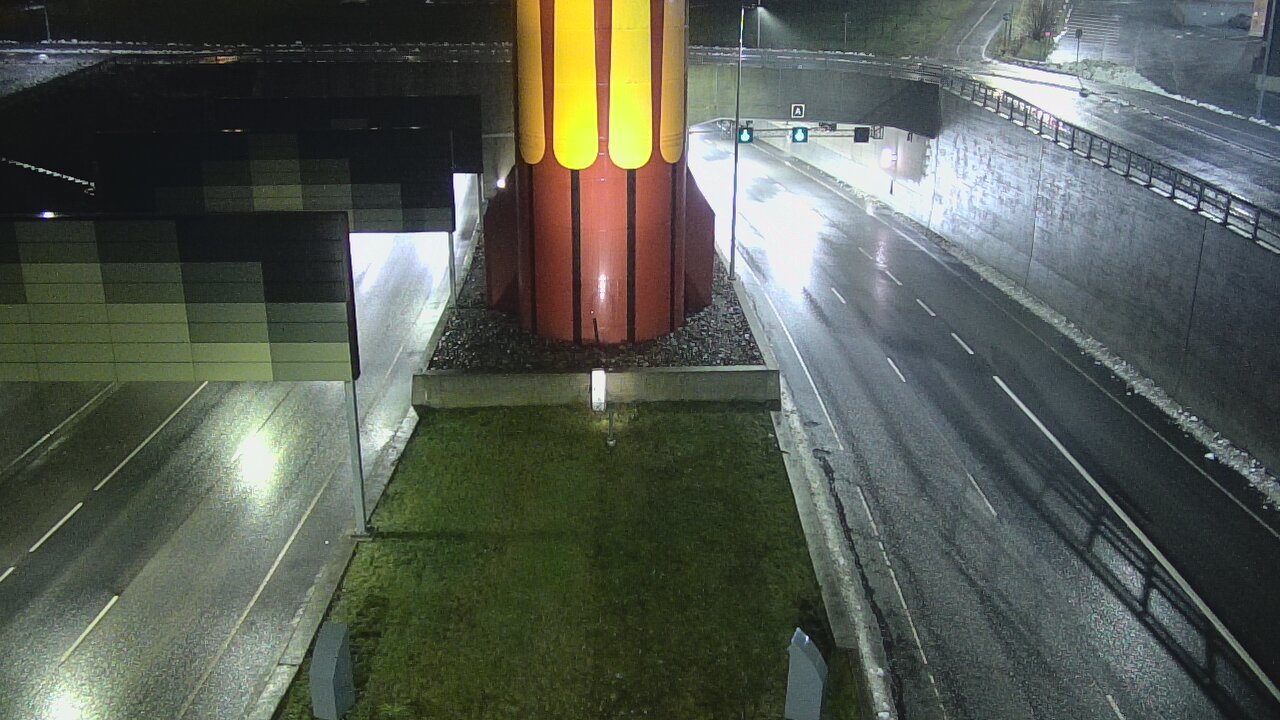 Weather Camera Image Väg 12 Tammerfors, Rantatunneli bom väst, Tampere, Pirkanmaa