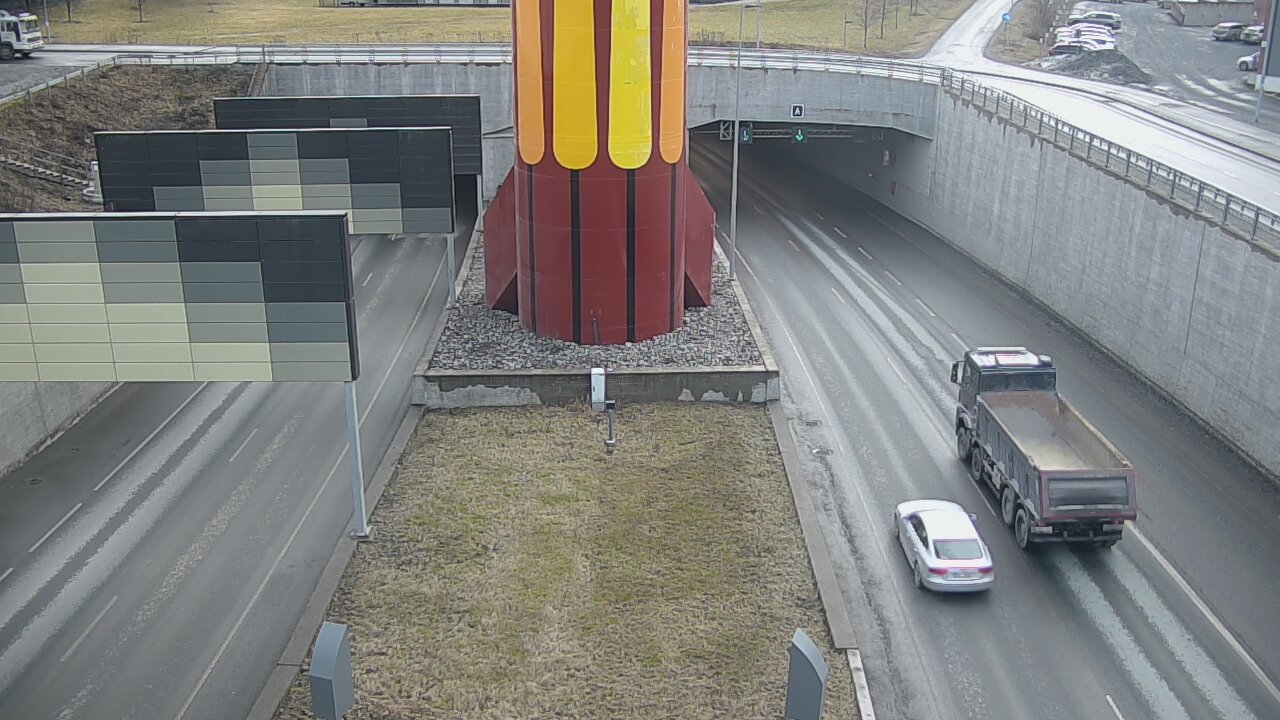 Weather Camera Image Road 12 Tampere, Rantatunneli boom west, Tampere, Pirkanmaa