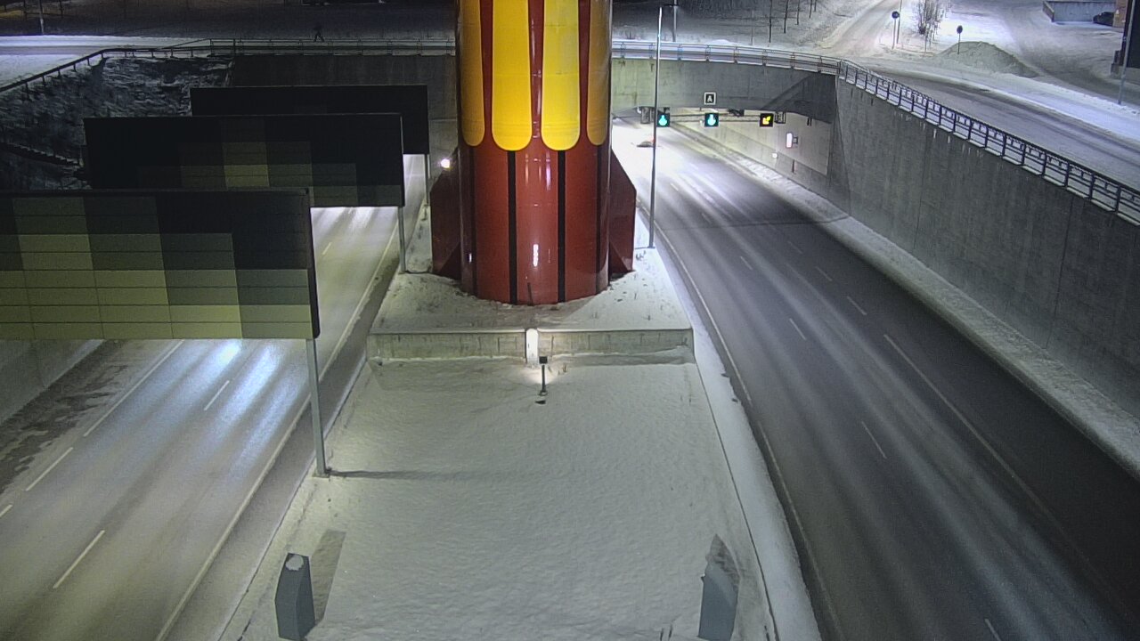 Weather Camera Image Road 12 Tampere, Rantatunneli boom west, Tampere, Pirkanmaa