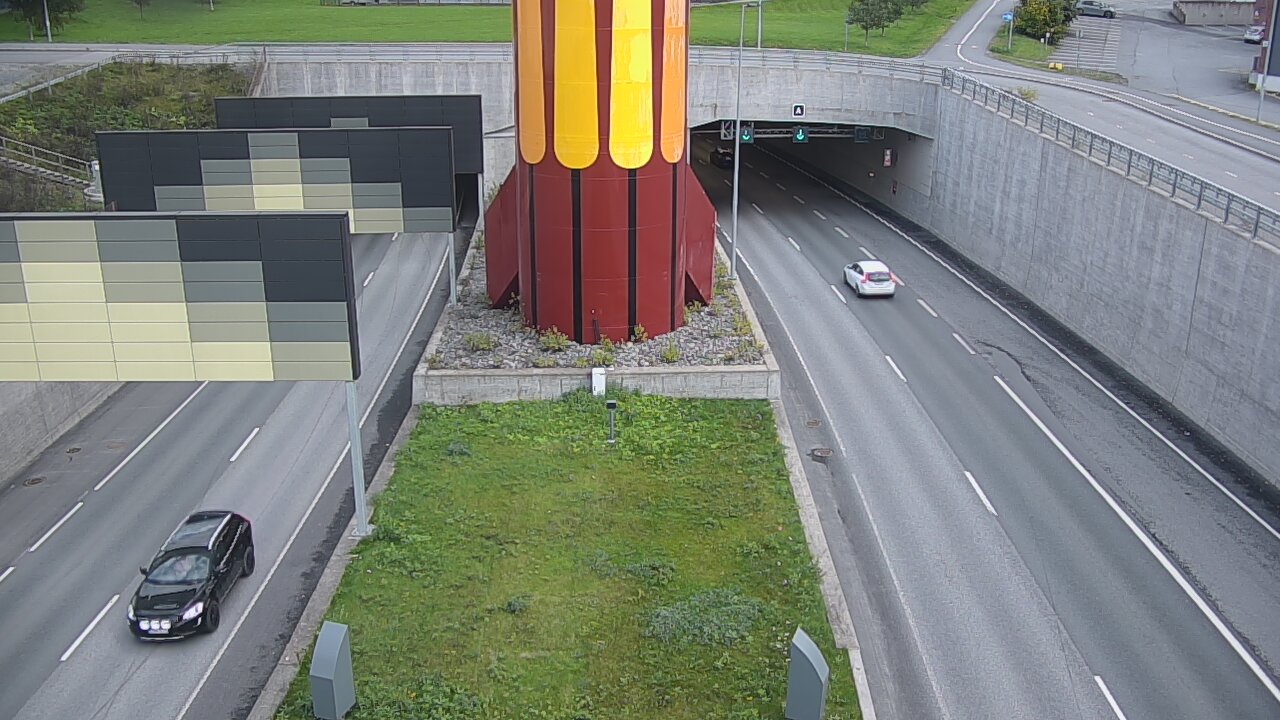 Weather Camera Image Väg 12 Tammerfors, Rantatunneli bom väst, Tampere, Pirkanmaa