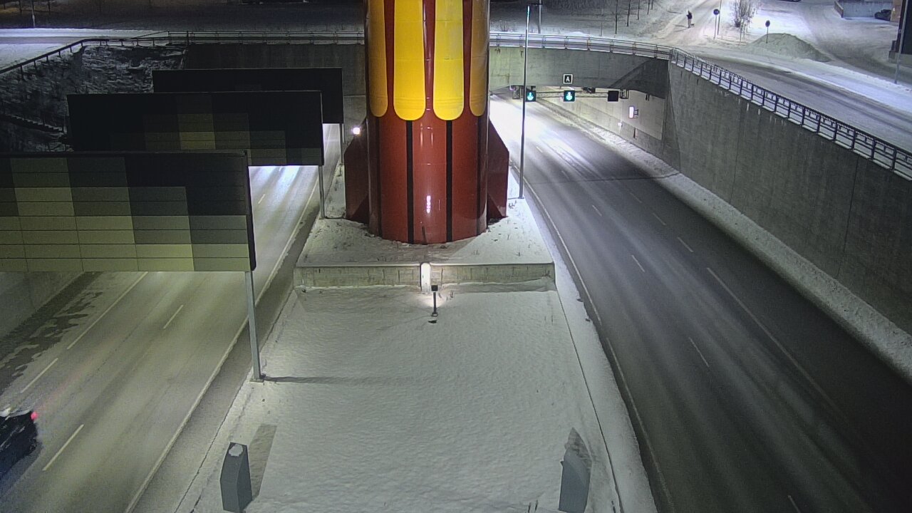 Weather Camera Image Road 12 Tampere, Rantatunneli boom west, Tampere, Pirkanmaa