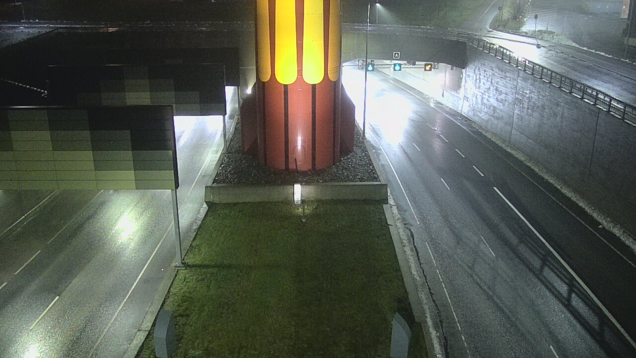 Weather Camera Image Väg 12 Tammerfors, Rantatunneli bom väst, Tampere, Pirkanmaa