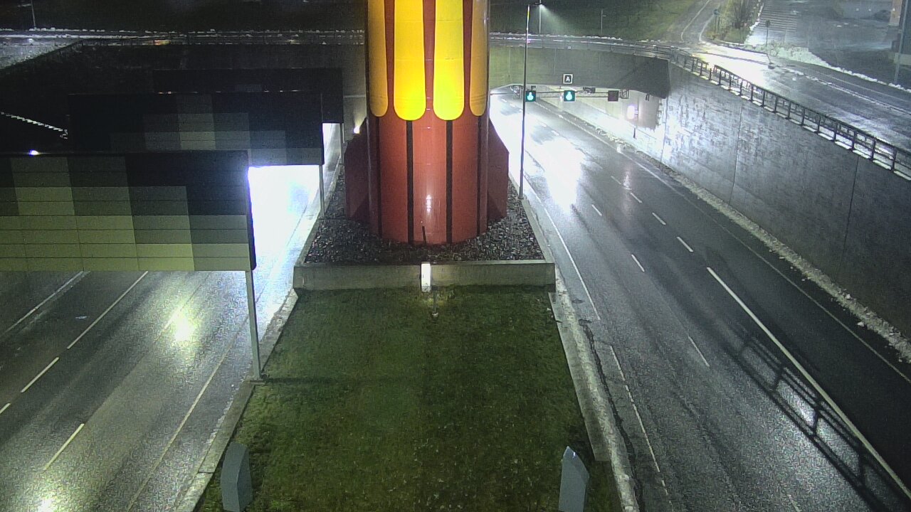 Weather Camera Image Väg 12 Tammerfors, Rantatunneli bom väst, Tampere, Pirkanmaa