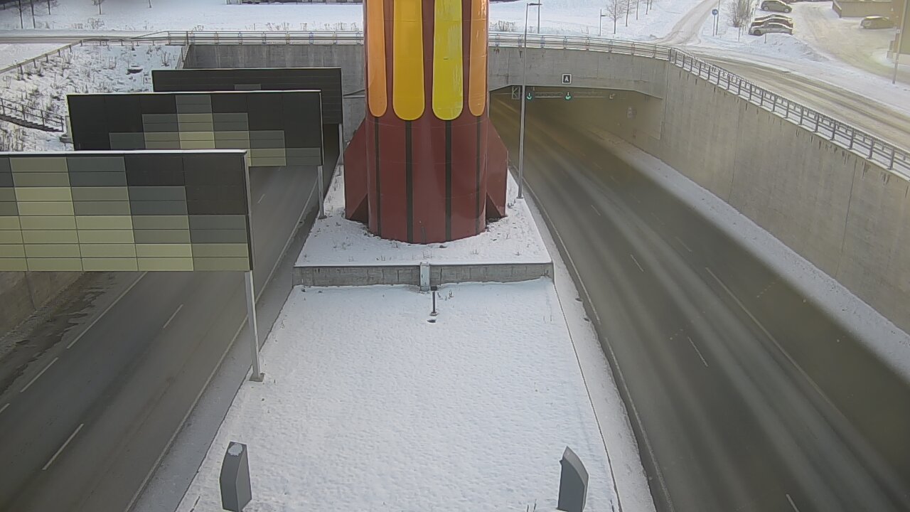 Weather Camera Image Road 12 Tampere, Rantatunneli boom west, Tampere, Pirkanmaa