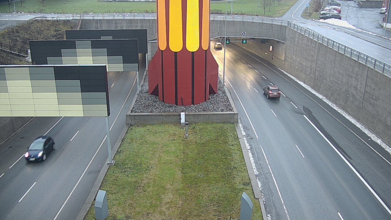 Weather Camera Image Väg 12 Tammerfors, Rantatunneli bom väst, Tampere, Pirkanmaa