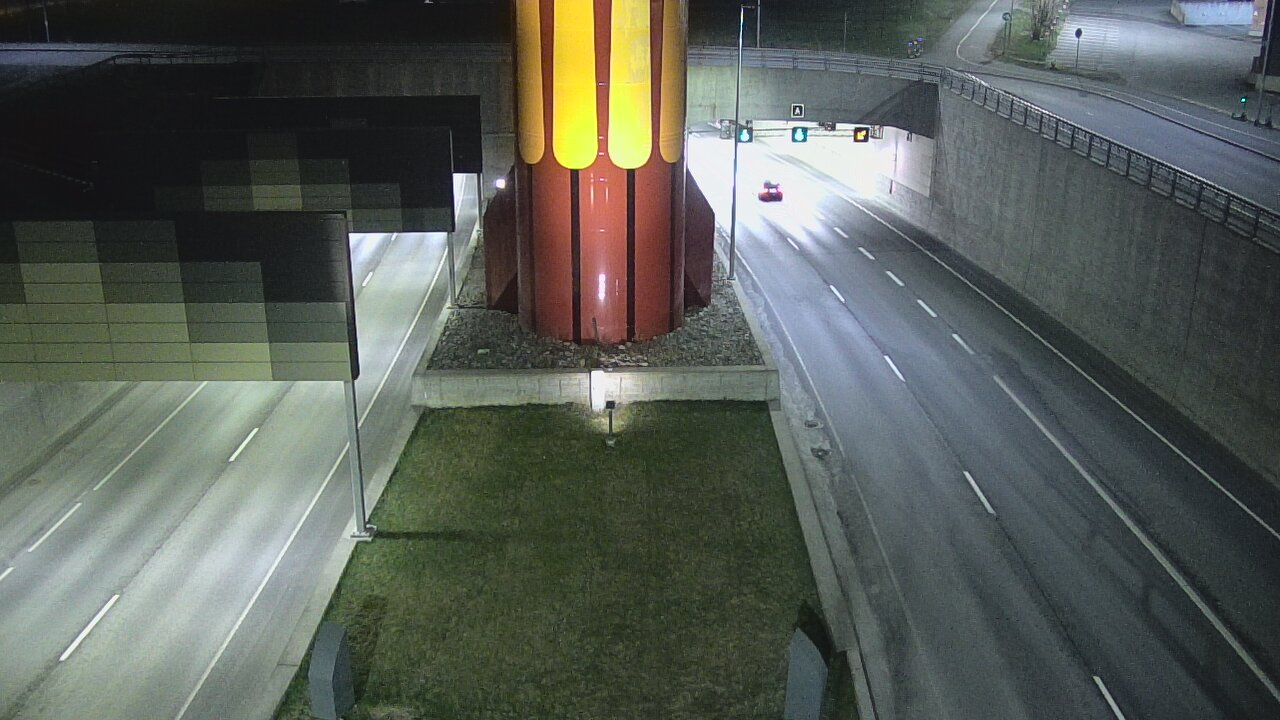 Weather Camera Image Road 12 Tampere, Rantatunneli boom west, Tampere, Pirkanmaa
