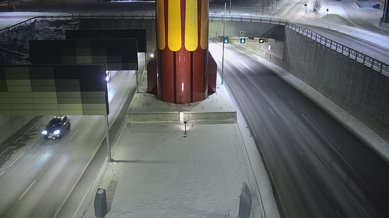 Weather Camera Image Road 12 Tampere, Rantatunneli boom west, Tampere, Pirkanmaa