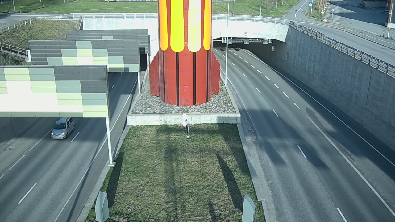 Weather Camera Image Road 12 Tampere, Rantatunneli boom west, Tampere, Pirkanmaa