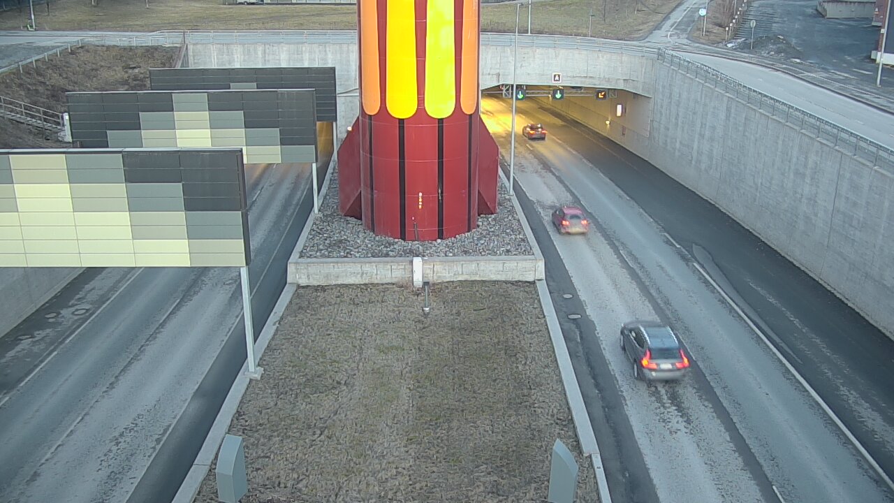 Weather Camera Image Road 12 Tampere, Rantatunneli boom west, Tampere, Pirkanmaa
