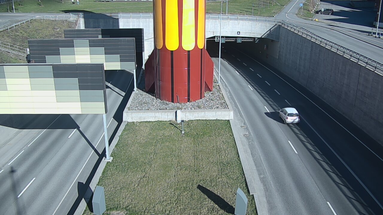 Weather Camera Image Road 12 Tampere, Rantatunneli boom west, Tampere, Pirkanmaa