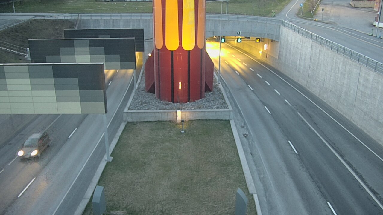 Weather Camera Image Road 12 Tampere, Rantatunneli boom west, Tampere, Pirkanmaa