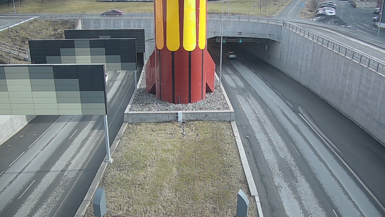 Weather Camera Image Road 12 Tampere, Rantatunneli boom west, Tampere, Pirkanmaa