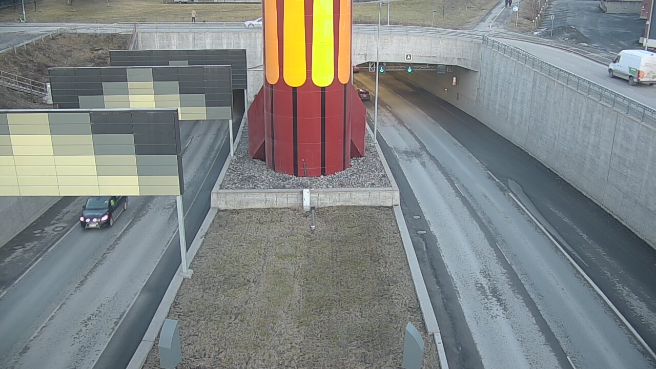 Weather Camera Image Road 12 Tampere, Rantatunneli boom west, Tampere, Pirkanmaa