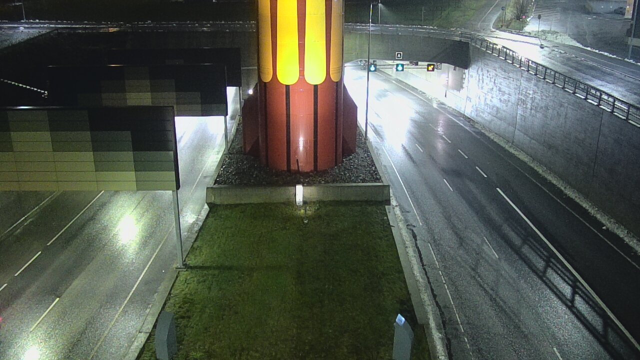 Weather Camera Image Väg 12 Tammerfors, Rantatunneli bom väst, Tampere, Pirkanmaa