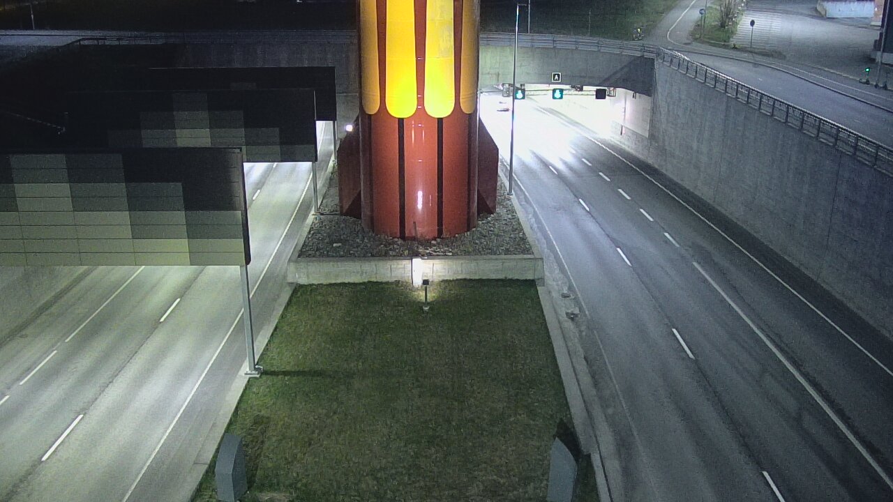 Weather Camera Image Road 12 Tampere, Rantatunneli boom west, Tampere, Pirkanmaa