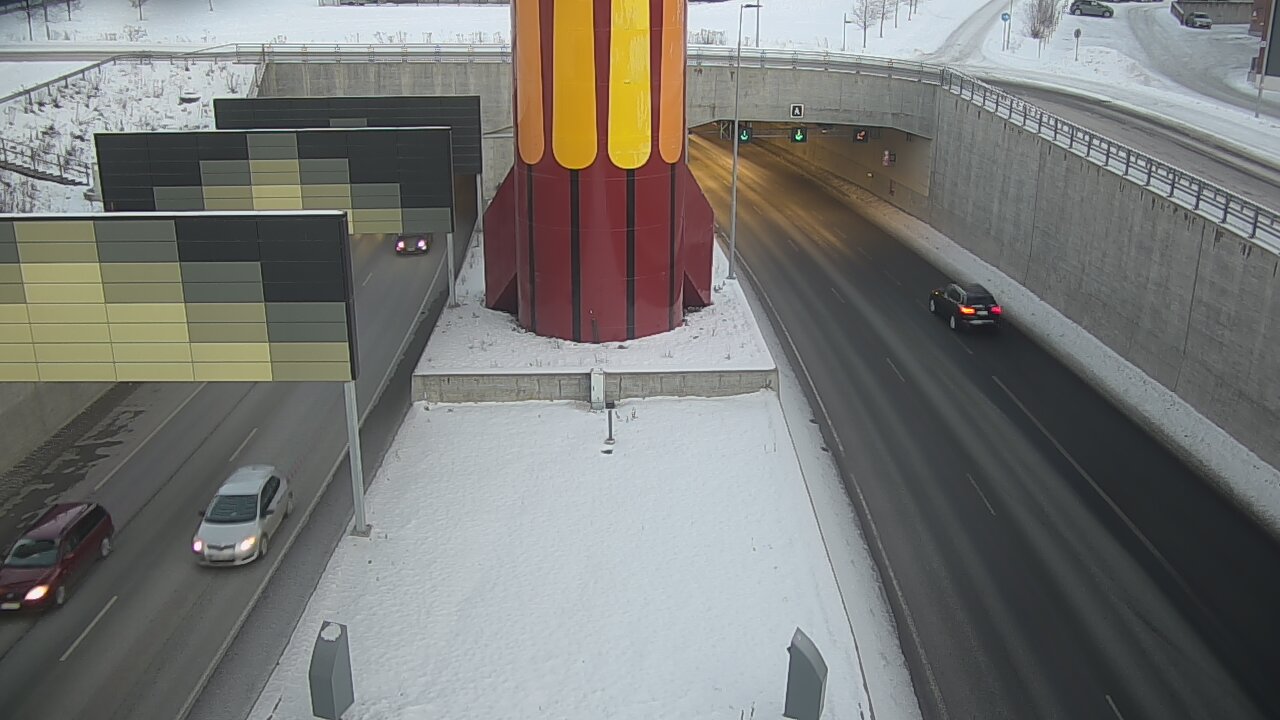 Weather Camera Image Road 12 Tampere, Rantatunneli boom west, Tampere, Pirkanmaa