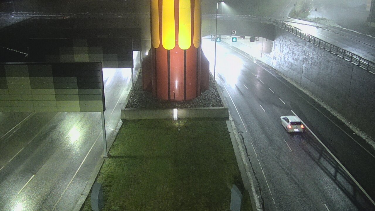 Weather Camera Image Väg 12 Tammerfors, Rantatunneli bom väst, Tampere, Pirkanmaa