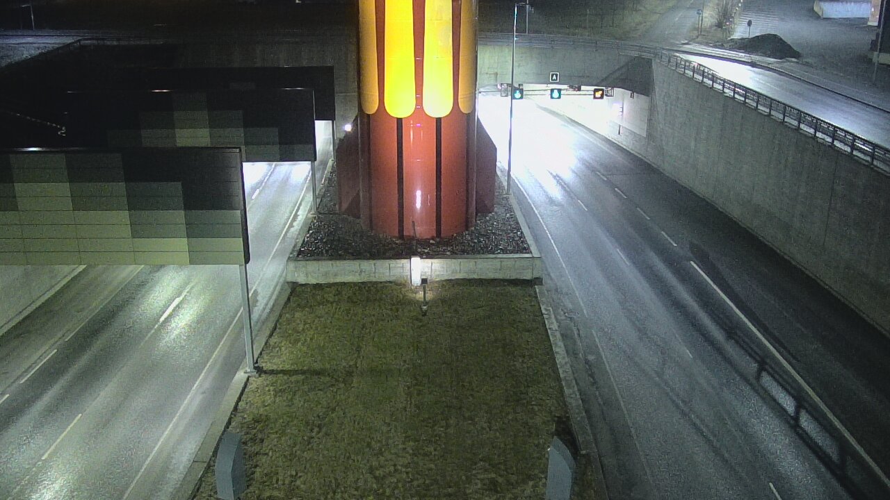 Weather Camera Image Road 12 Tampere, Rantatunneli boom west, Tampere, Pirkanmaa