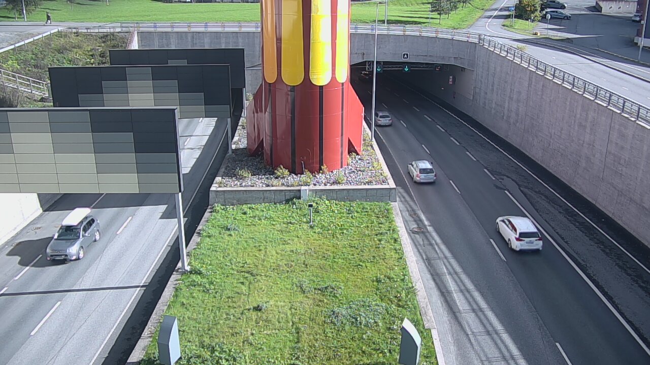 Weather Camera Image Väg 12 Tammerfors, Rantatunneli bom väst, Tampere, Pirkanmaa