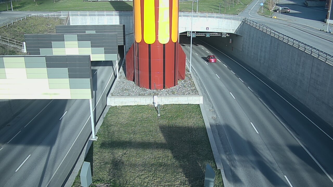Weather Camera Image Road 12 Tampere, Rantatunneli boom west, Tampere, Pirkanmaa