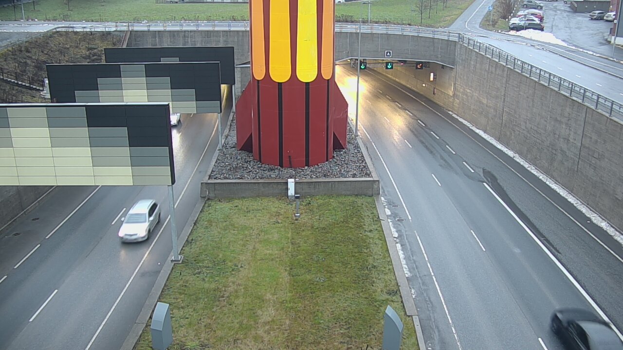 Weather Camera Image Road 12 Tampere, Rantatunneli boom west, Tampere, Pirkanmaa