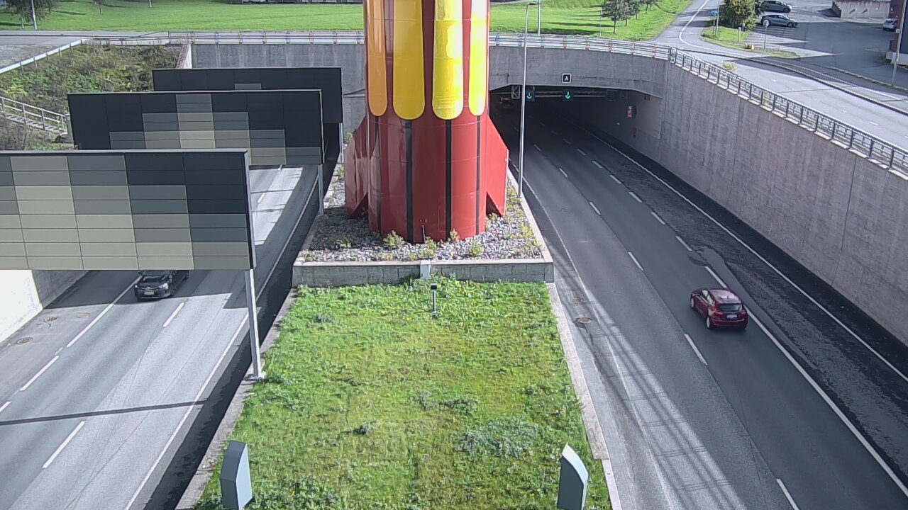 Weather Camera Image Väg 12 Tammerfors, Rantatunneli bom väst, Tampere, Pirkanmaa