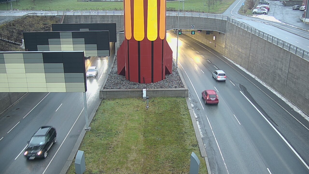 Weather Camera Image Road 12 Tampere, Rantatunneli boom west, Tampere, Pirkanmaa