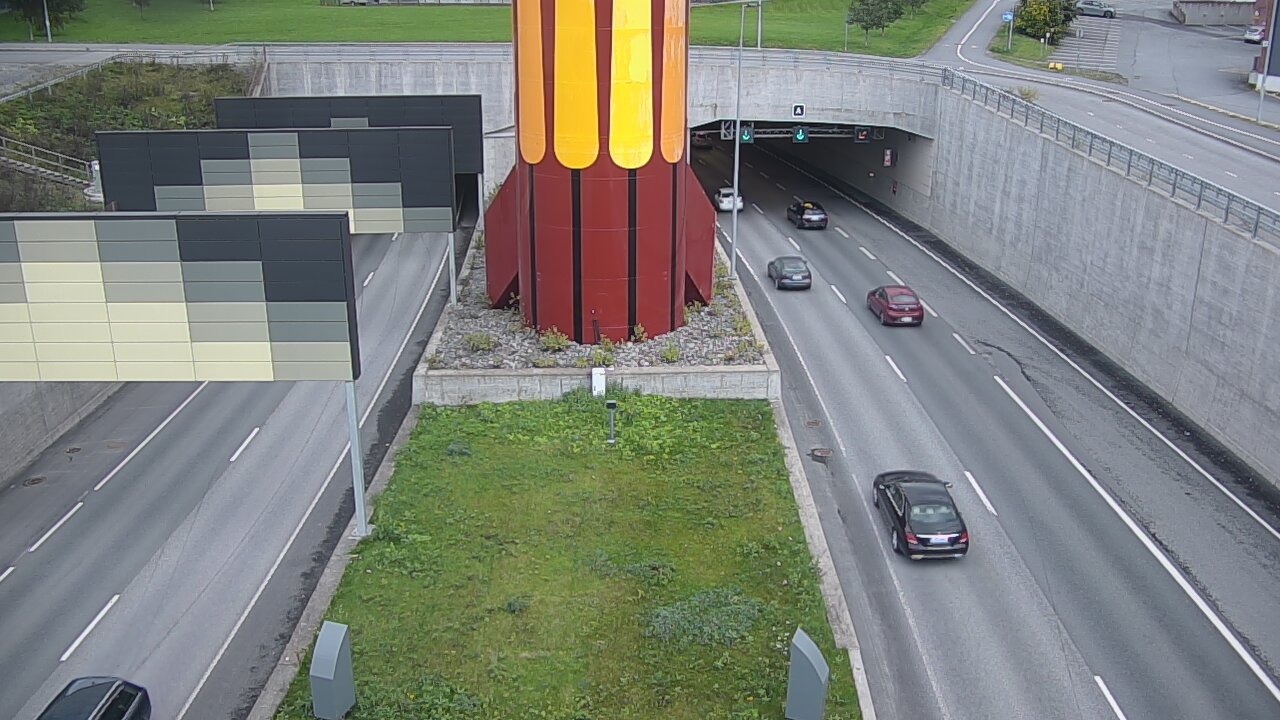 Weather Camera Image Väg 12 Tammerfors, Rantatunneli bom väst, Tampere, Pirkanmaa