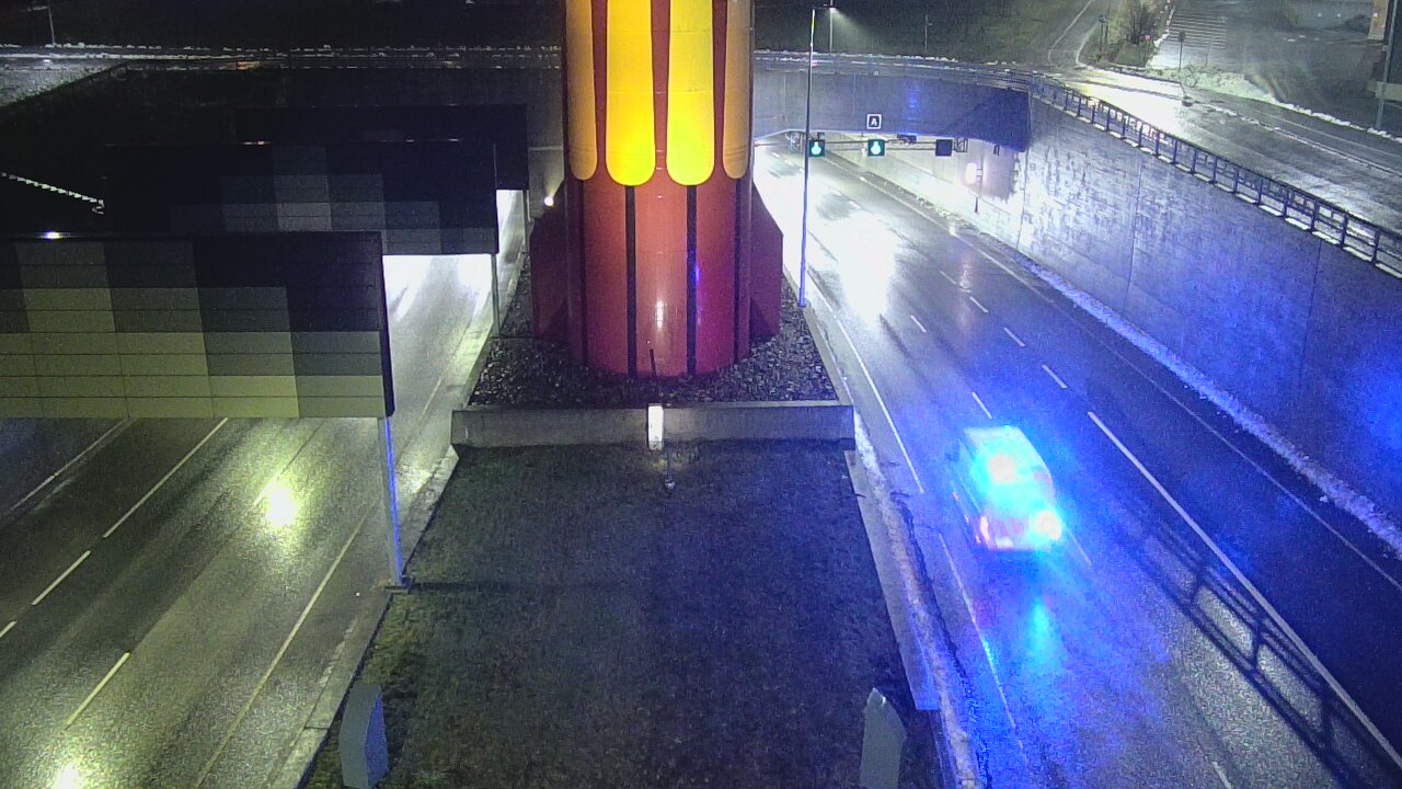 Weather Camera Image Väg 12 Tammerfors, Rantatunneli bom väst, Tampere, Pirkanmaa