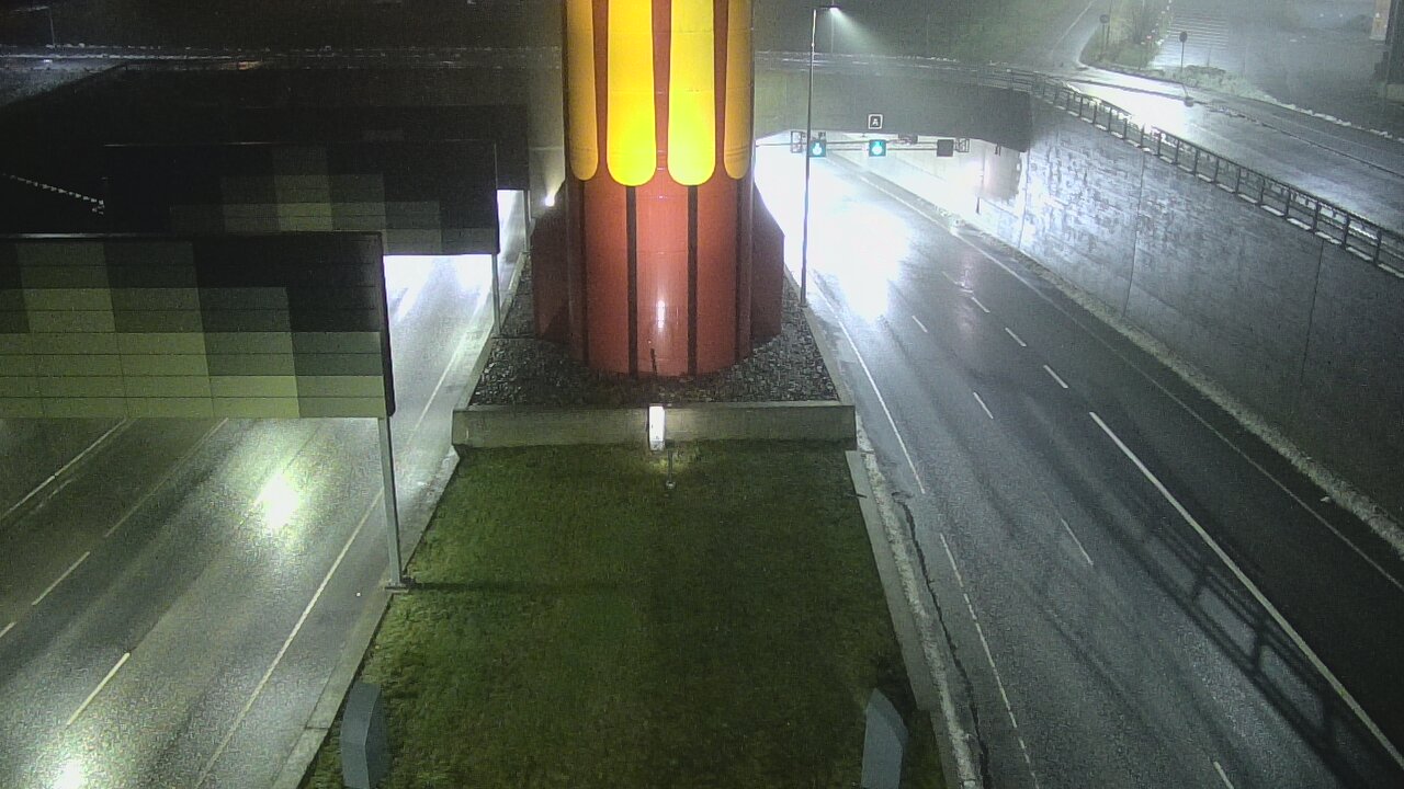 Weather Camera Image Väg 12 Tammerfors, Rantatunneli bom väst, Tampere, Pirkanmaa