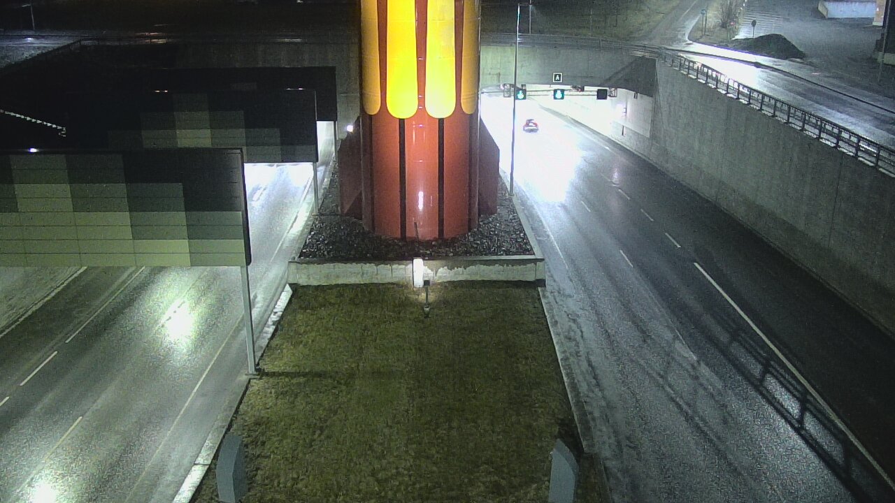 Weather Camera Image Road 12 Tampere, Rantatunneli boom west, Tampere, Pirkanmaa